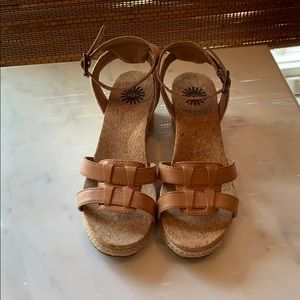 Ugg - 2” Tan Leather Wedge